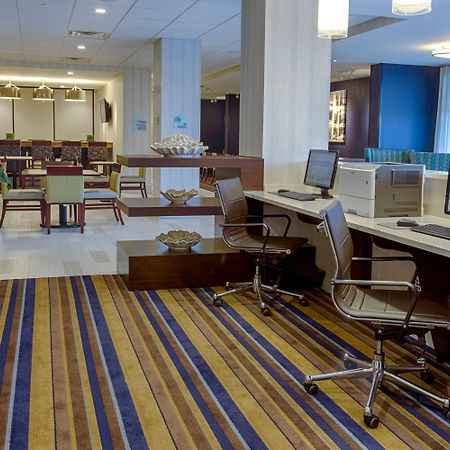 Holiday Inn Express Baltimore West - Catonsville By Ihg Exterior foto