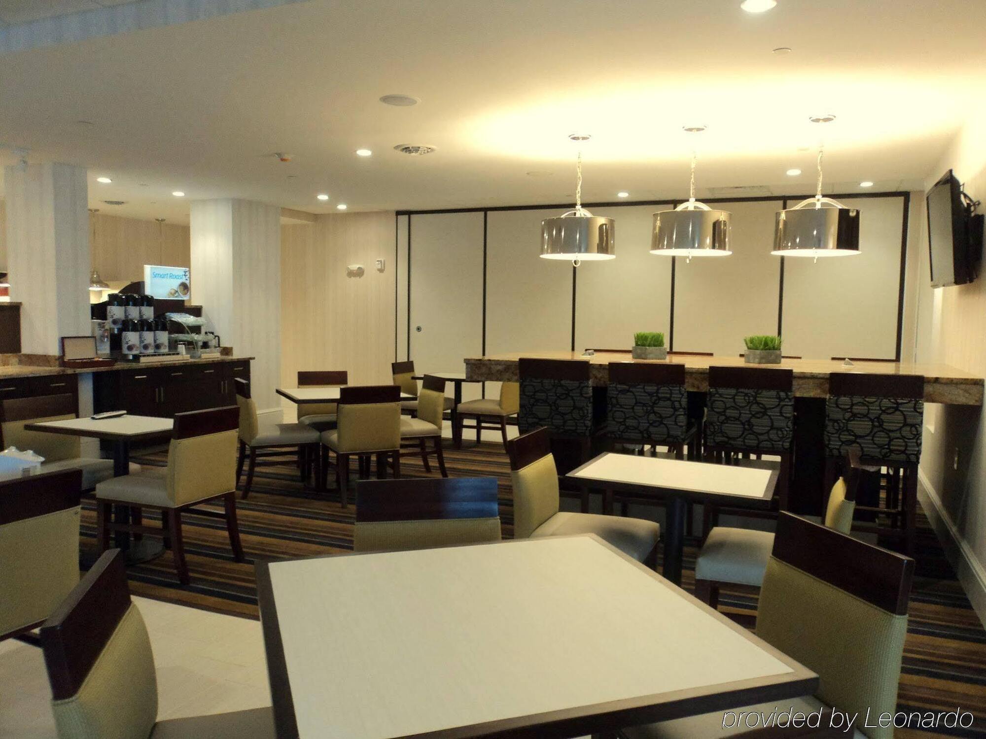 Holiday Inn Express Baltimore West - Catonsville By Ihg Exterior foto